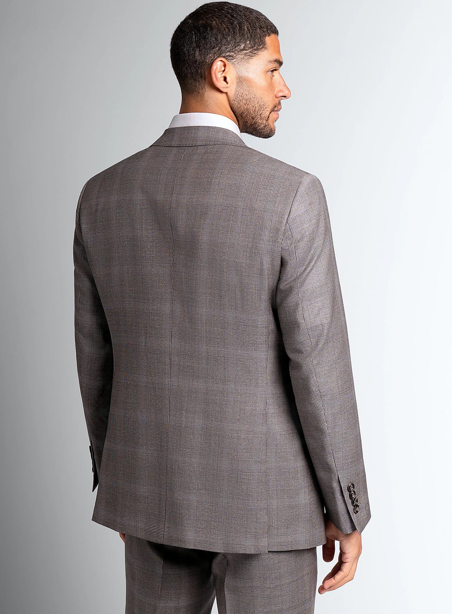 Notch lapel detail on the taupe brown jacket