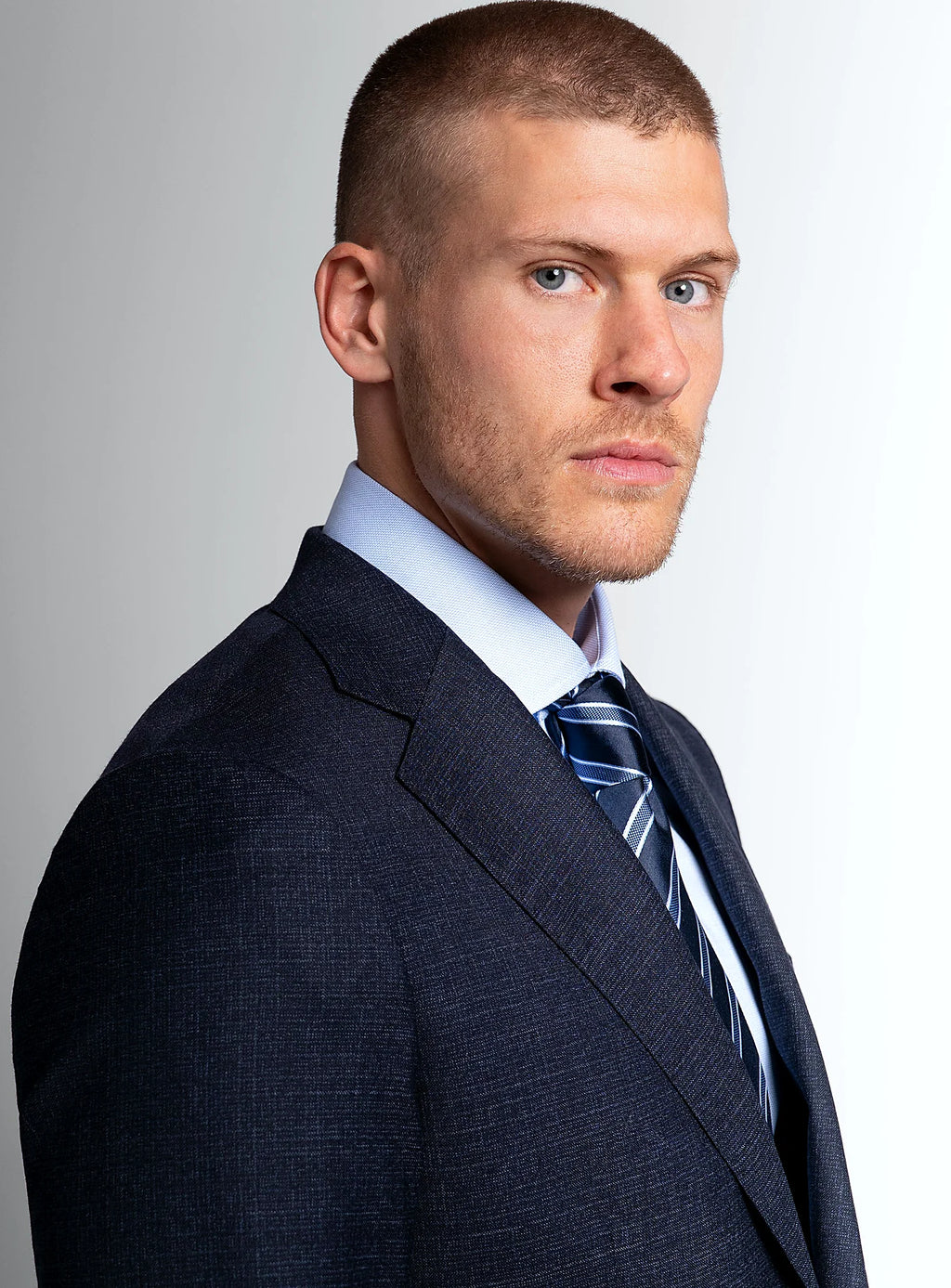 Vincenzo Textured Navy Suit