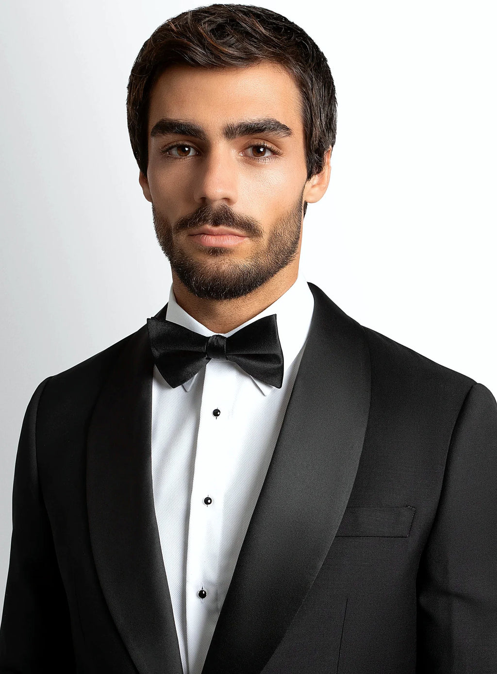 Close view of the wide satin shawl collar